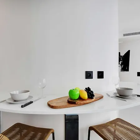 Hotel Amazing 1br/4p - Cremieux - Gare De Lyon