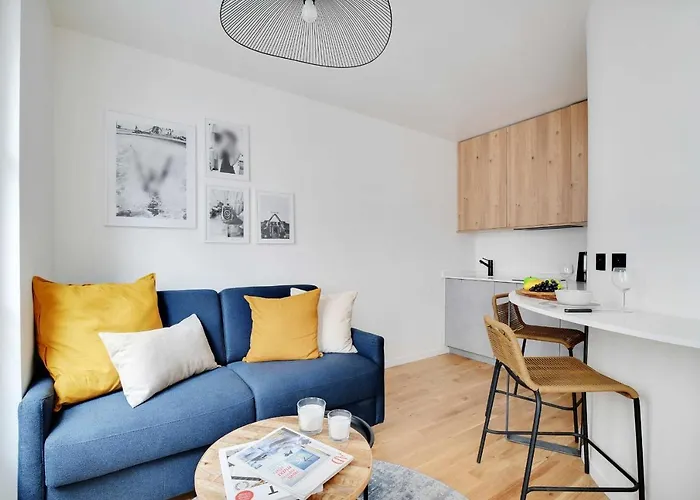 ホテル Amazing 1br/4p - Cremieux - Gare De Lyon パリ